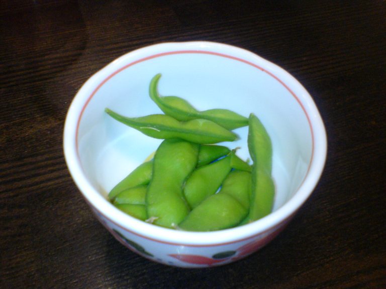 Φασόλια Edamame: Από τι είναι, θερμίδες και 8 πολύτιμα οφέλη υγείας